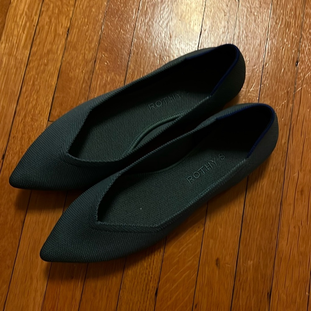 Teal Rothy’s The Point size 9